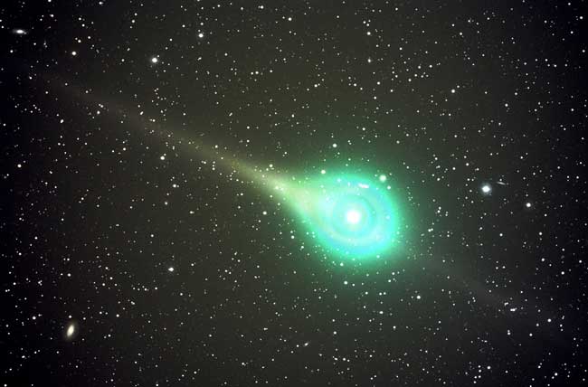 Cosmic Stage Set for Comet Lulin Show
